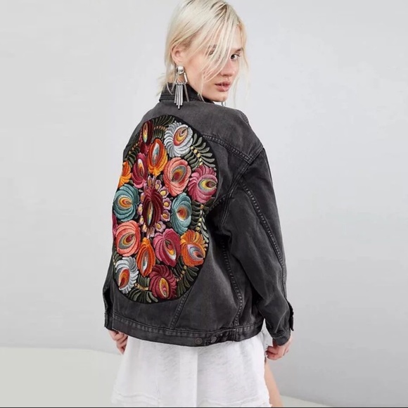 Last One Oversized Embroidered Jacket - Picture 5 of 5